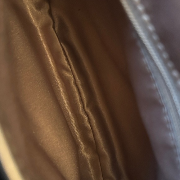 Coach Signature C Gold and Cream Soho Crossbody bag - Picture 12 of 16